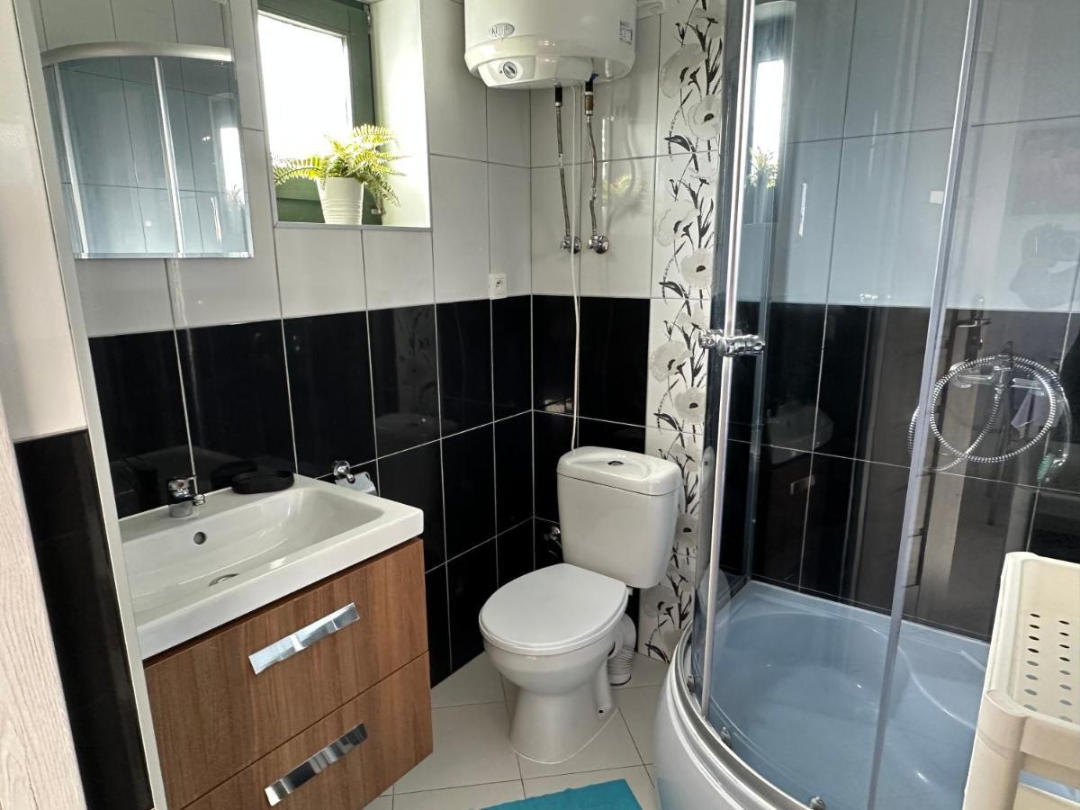 Domki I Apartamenty Mila Сарбіново Екстер'єр фото